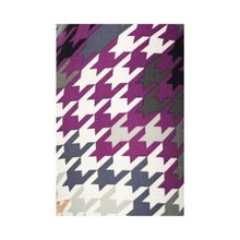 Load image into Gallery viewer, Colorful Houndstooth Print Capri Leggings